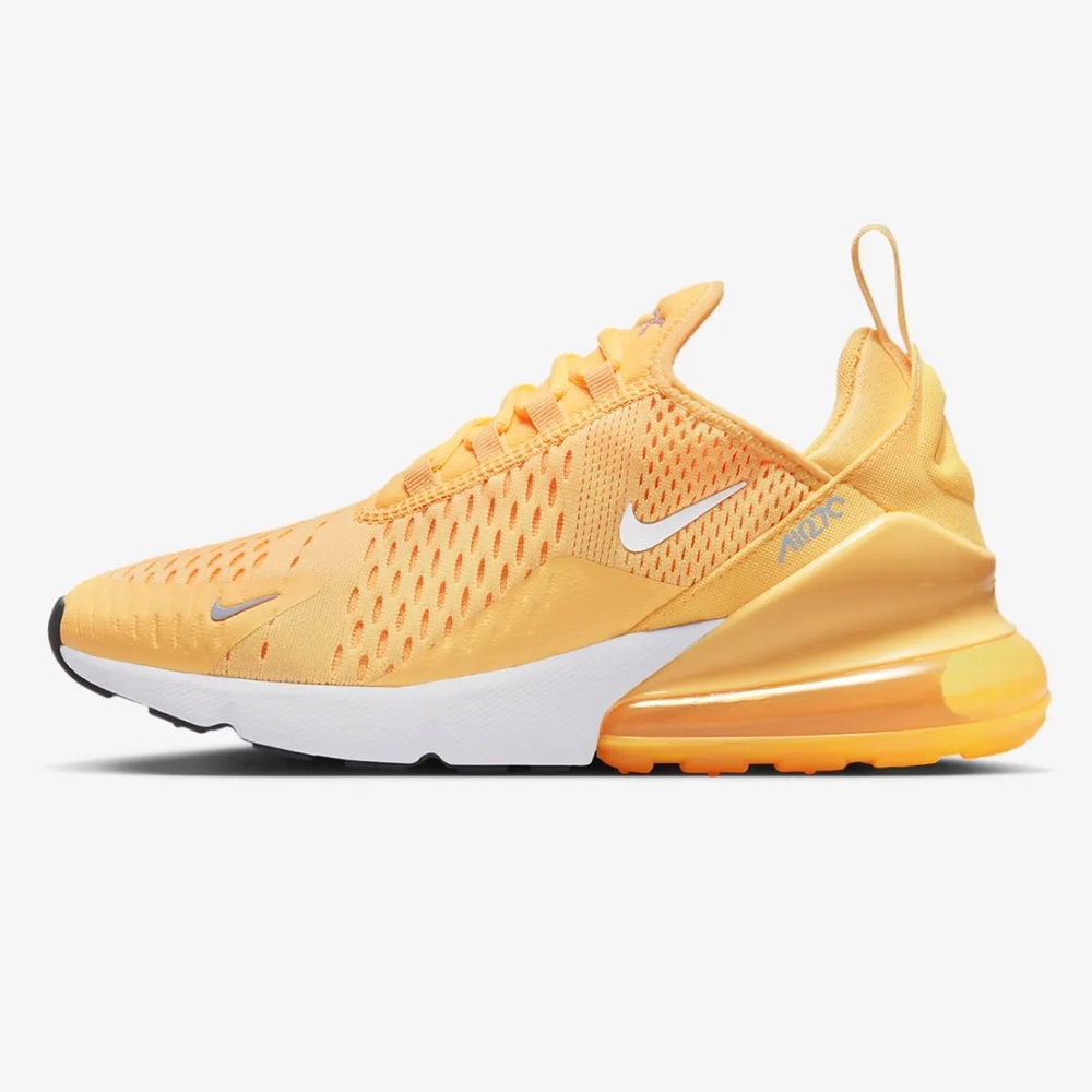 NIKE AIR270